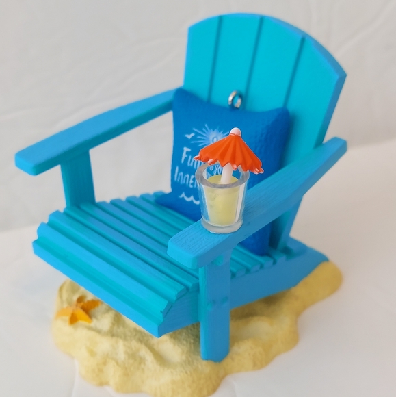 Hallmark A Day At The Beach Christmas Ornament - Picture 2 of 8